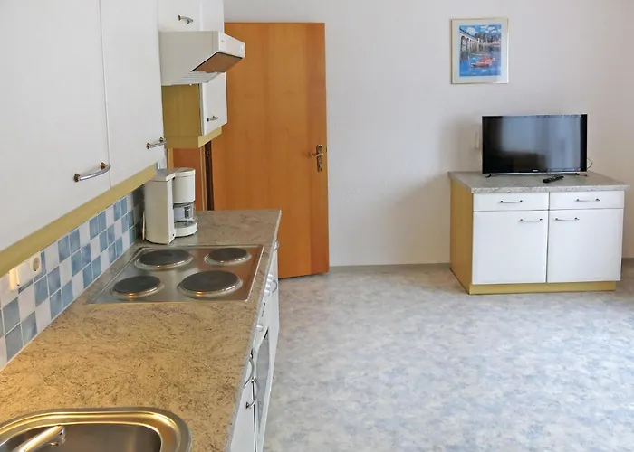 Elfriede-3 By Interhome Lägenhet See